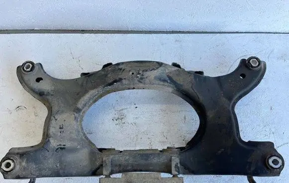 Land Rover Range Rover Evoque L538 Rear subframe 