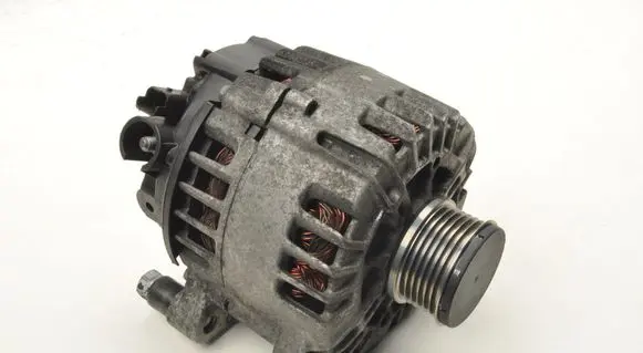 Peugeot 308 Generator/alternator 9665617780