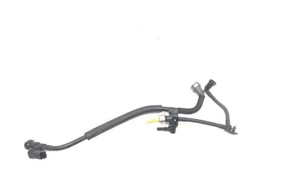 Volvo V60 Fuel main line pipe 085427