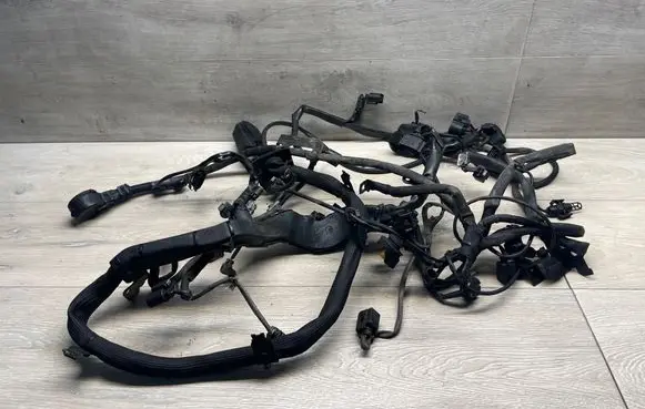 Mercedes-Benz R W251 Engine installation wiring loom A2115401330