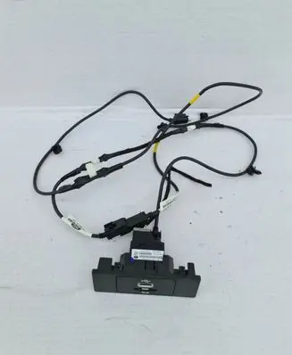 Ford Kuga II EUR ISO radio connector 