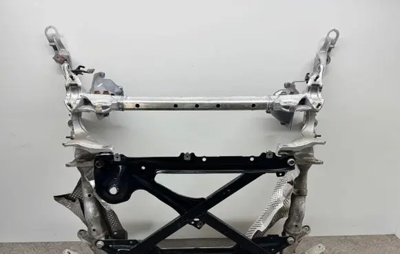 Porsche Macan (95B) Front subframe 8R0399315J 946510542