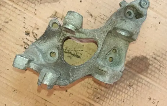 Peugeot Expert Engine mounting bracket 9658199380