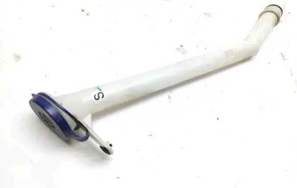 Toyota C-HR I Window washer liquid tank fill tube E9011053 E9001101