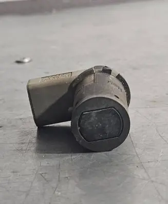 Audi A6 S6 C5 4B Parking PDC sensor 7M3919275 PA66GF30