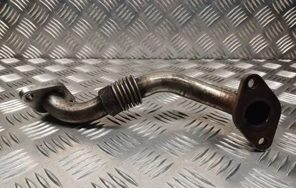 Skoda Octavia Mk2 (1Z) EGR valve line/pipe/hose 038131521J