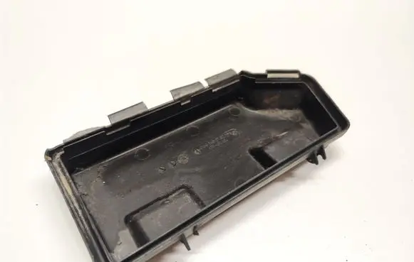 Mercedes-Benz GL X164 Fuse box cover A1645400782