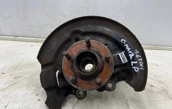 Ford C-MAX II Front wheel hub spindle knuckle AV613K171