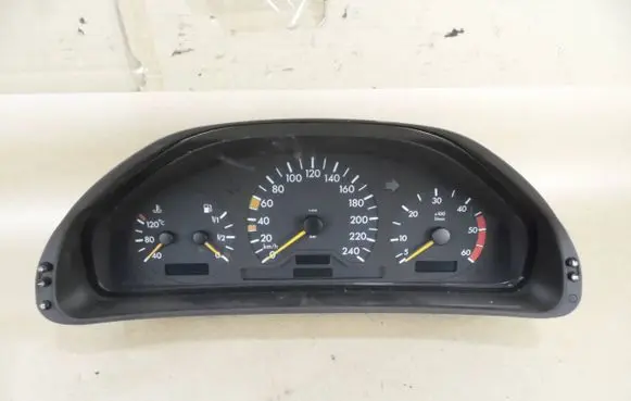 Mercedes-Benz E W210 Speedometer (instrument cluster) 2105401448 87001345