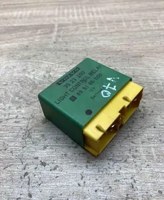 Volvo S70 V70 V70 XC Light relay 3523200 895166000