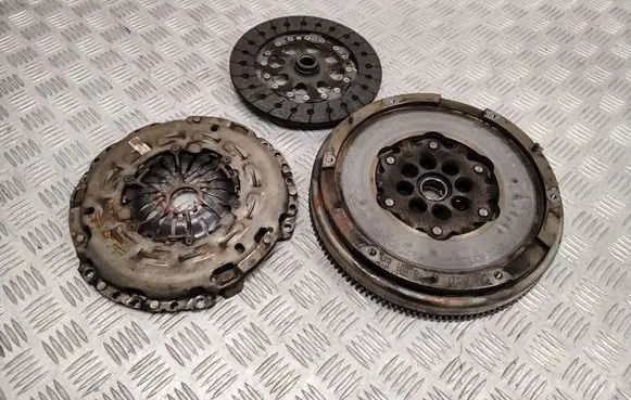 BMW 2 F45 Clutch set kit 8601637