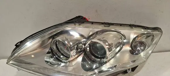 Renault Laguna III Headlight/headlamp 260600033R 89901834