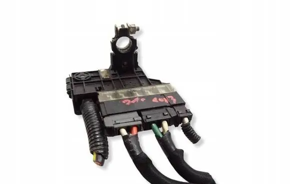 Nissan Qashqai Positive cable (battery)
