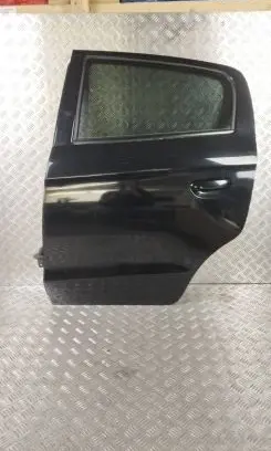 Mitsubishi Mirage VI G4 Attrage Rear door