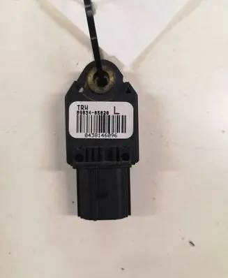 Toyota Avensis T250 Airbag deployment crash/impact sensor 8983405020