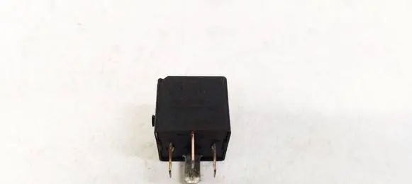 Volkswagen Golf VI Other relay 4H0951253A V23136B0006X080