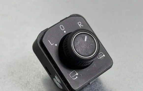 Volkswagen PASSAT B8 Wing mirror switch 3G0959565C