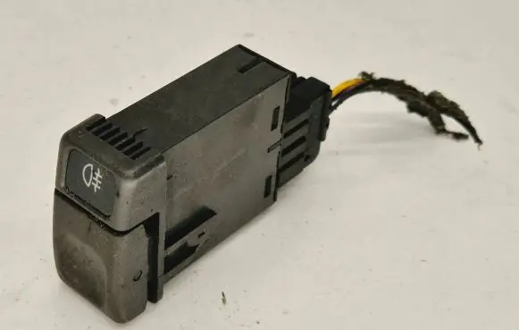 Fog light switch