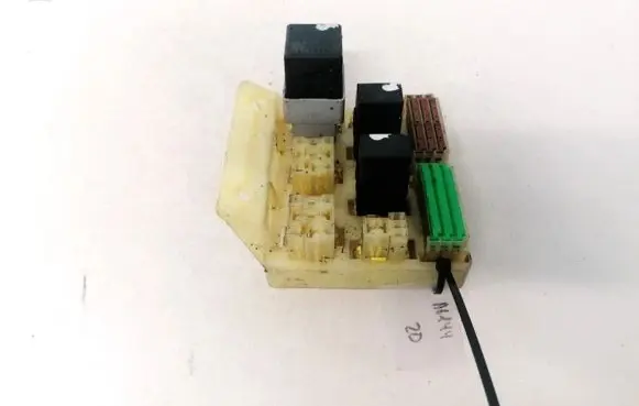 Volvo S40, V40 Fuse box set MB953394