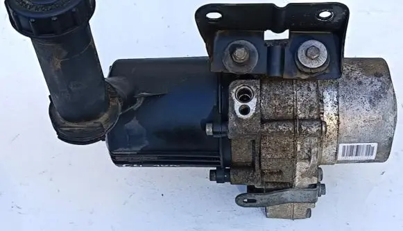 Citroen C4 I Power steering pump HPIA5097811