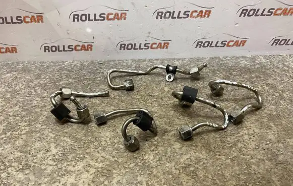 Volkswagen Polo V 6R Fuel injector supply line/pipe 