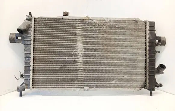Opel Astra H Coolant radiator 13152319 8135