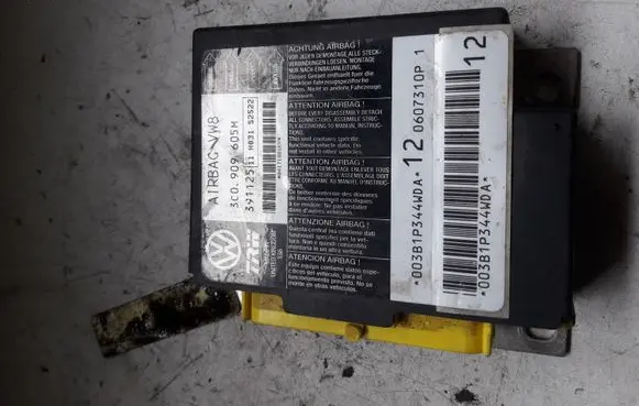Volkswagen PASSAT B6 Airbag control unit/module 3C0909605M