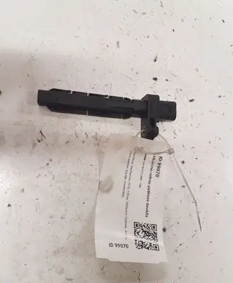 BMW 5 F10 F11 Crankshaft position sensor 7805188