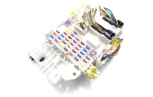 Suzuki SX4 S-Cross Fuse module AA102667
