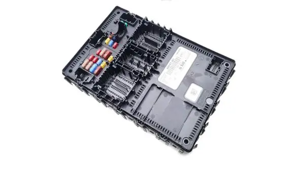 Ford Puma Central body control module LU5T-15604-BJAE F005V03568