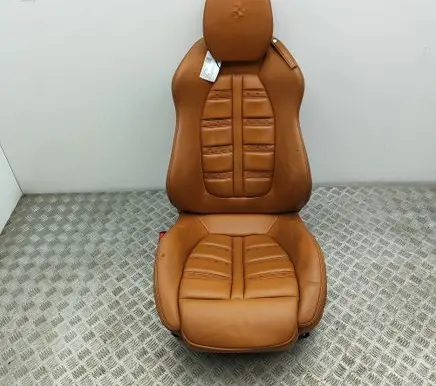 Ferrari California F149 Front driver seat 82591100 84503100