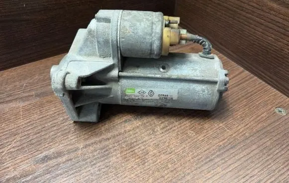 Renault Trafic II (X83) Starter motor 7700116260 7700116260D