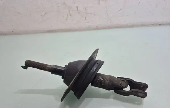 Opel Vivaro Steering column universal joint 