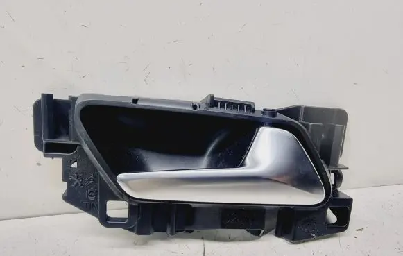 Citroen DS7 Crossback Front door interior handle 98201552VV