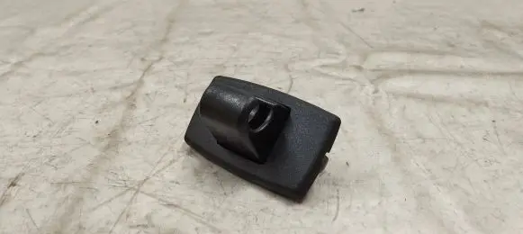 Sun visor clip/hook/bracket