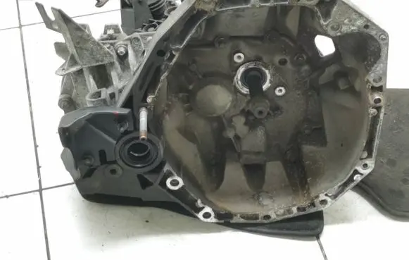 Renault Kangoo II Manual 5 speed gearbox JR5156 JR5 7701978879