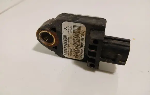 Mitsubishi Outlander Airbag deployment crash/impact sensor 8651A002 39754C TBYME3196Y0248