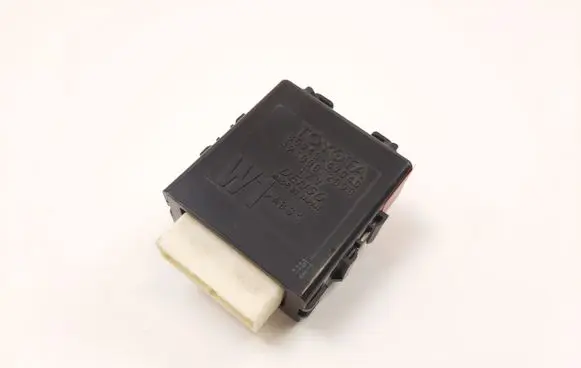 Toyota Prius+ (ZVW40) Window wiper relay 8594047040 4230002090