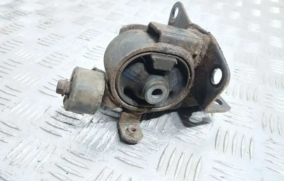 Toyota Corolla E120 E130 Engine mount bracket