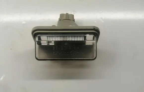 Toyota Avensis T250 Number plate light 8127005042