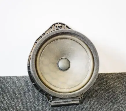 Opel Zafira C Front door speaker