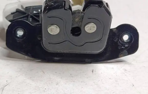 Suzuki SX4 S-Cross Tailgate lock latch 3158484