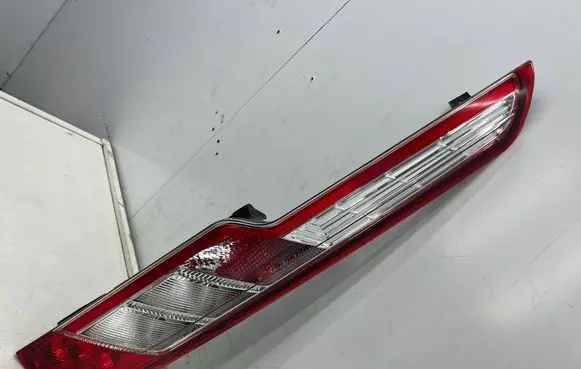 Ford Transit Custom Rear/tail lights bk21-13404-aj