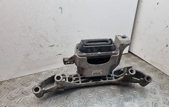 Mini One - Cooper Coupe R56 Engine mount bracket 6778645 6772032 22116772032