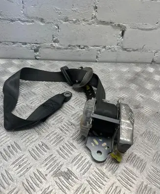 Hyundai Santa Fe Front seatbelt 888802B200WK