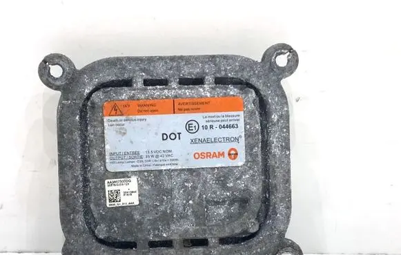 Ford Escape III Voltage converter/converter module 10R044663