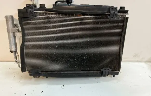 Mazda 2 Radiator set 