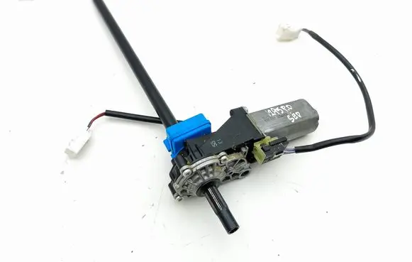 Maserati Quattroporte Seat adjustment motor 0390201937