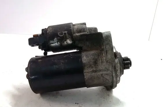 Volkswagen Golf IV Starter motor
