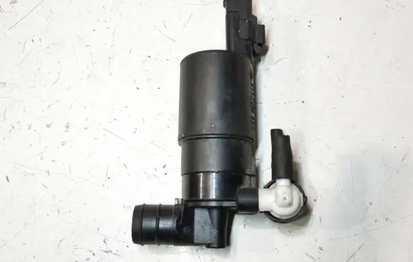 Citroen Berlingo Windscreen/windshield washer pump 8200031805 8200184555 7700430078